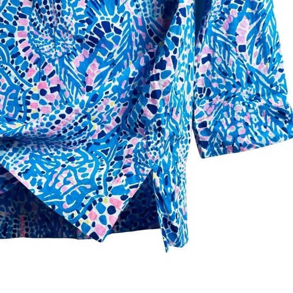 Lily Pulitzer Women’s Sz Medium Blue Mosaic V-Neck 3/4 Sleeve Lightweight Blouse - Picture 6 of 10